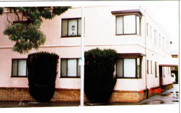 Building Photo - 1305 Solano Ave