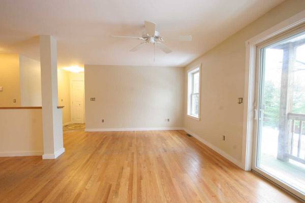 sala de estar - 14 Highland Ave