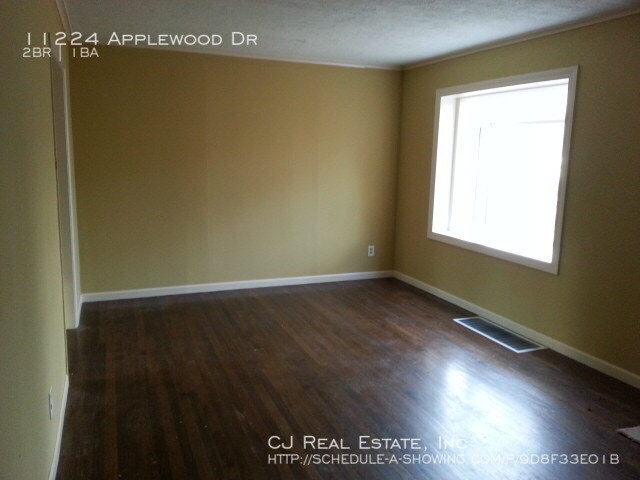 Foto del edificio - 11224 Applewood Dr