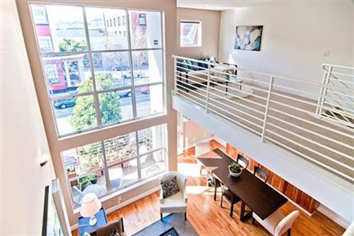 Primary Photo - Bi-level Live/Work Loft w/Enclosed Primary...