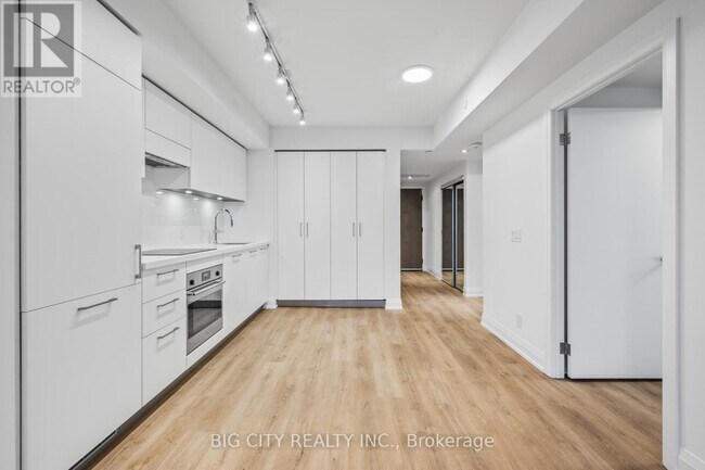 Photo du bâtiment - 36 Brentcliffe Rd