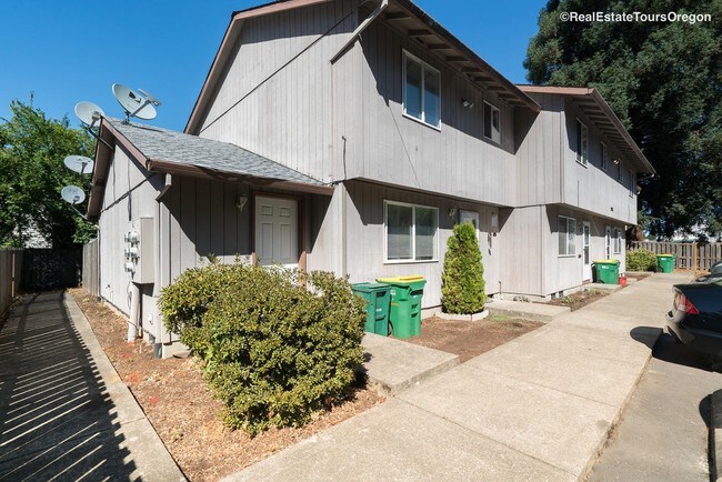 Building Photo - 3715 19th Ave