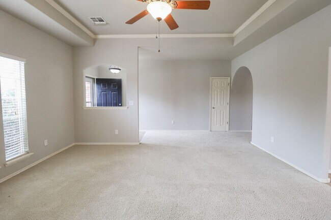 Foto del edificio - Beautiful 3 bed / 2 bath in New Tulsa!