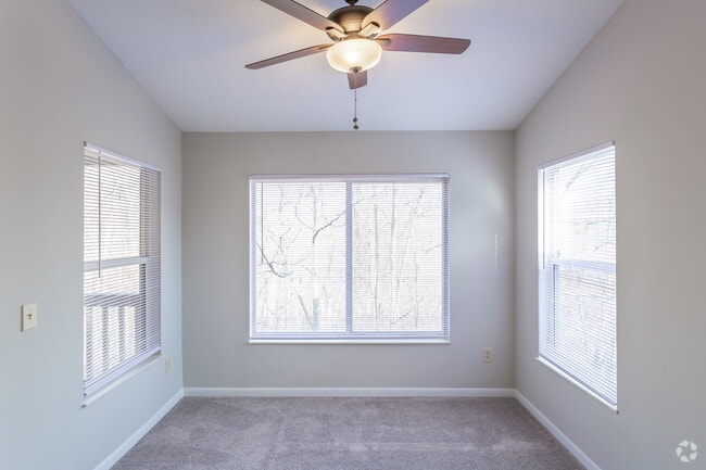 2BR, 2BA with fireplace - 1,033 SF - Mitchel's Park