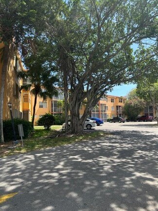 Building Photo - 4304 NW 9th Ave