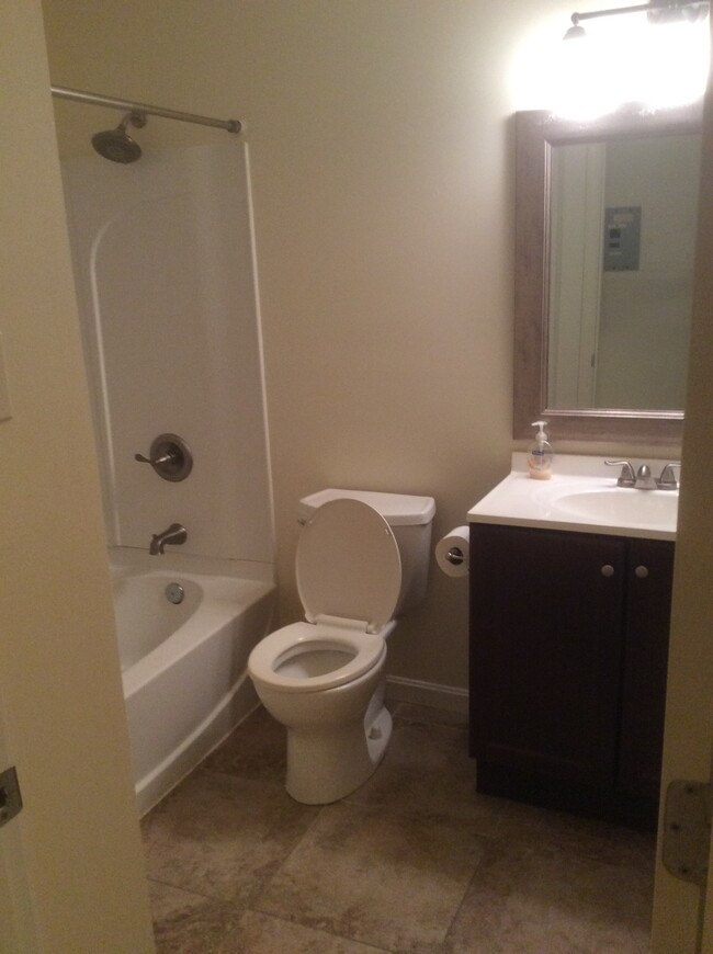 Foto del edificio - 238 Breckenridge Ln