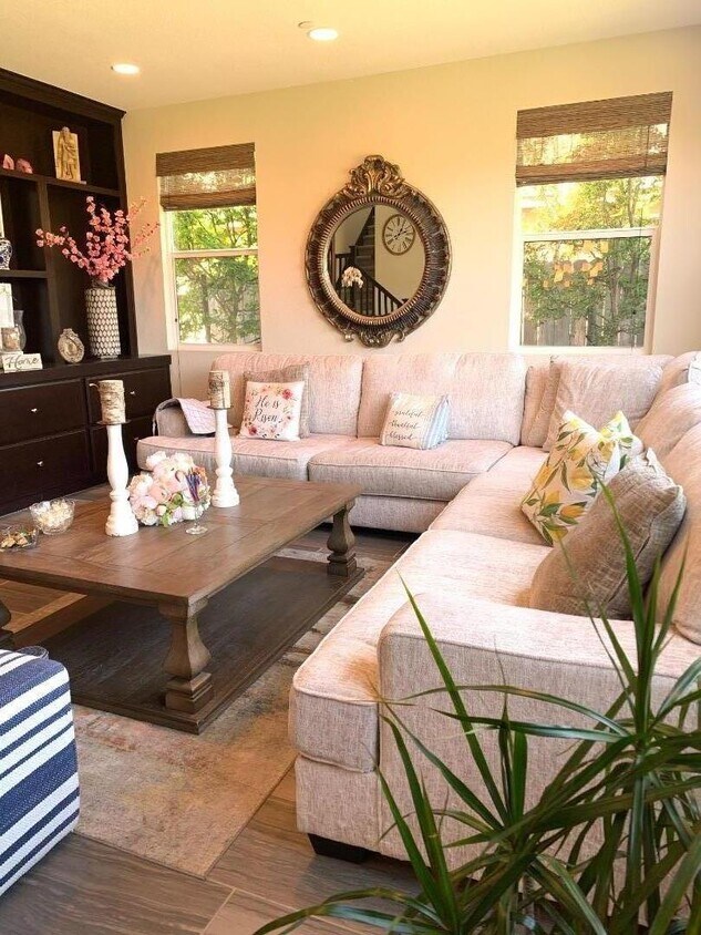 Foto principal - 4619 Priscilla Ave