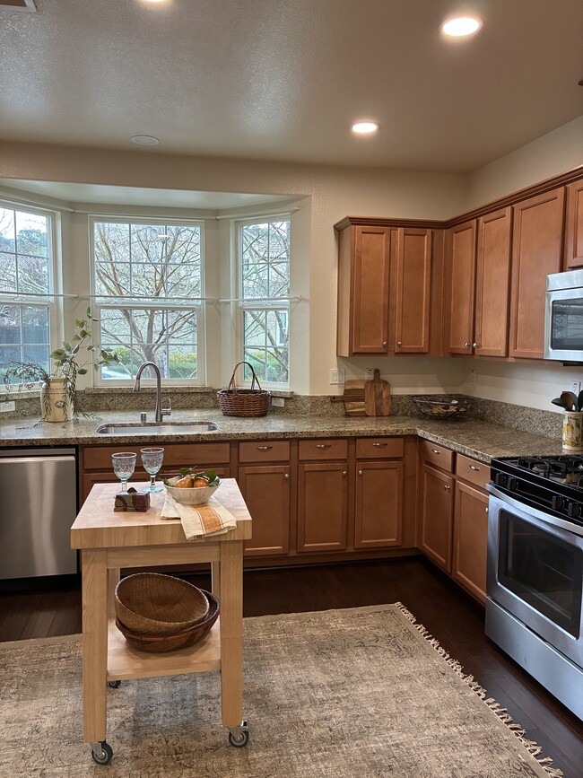 Building Photo - 2017 Verbena Dr