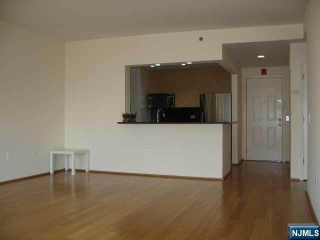 Building Photo - 3407 City