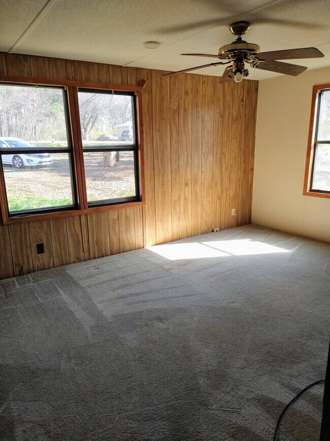 Building Photo - 901 Hog Mountain Rd