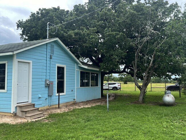 Building Photo - 10612 Co Rd 162