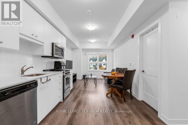 Photo du bâtiment - 110 Fergus Ave