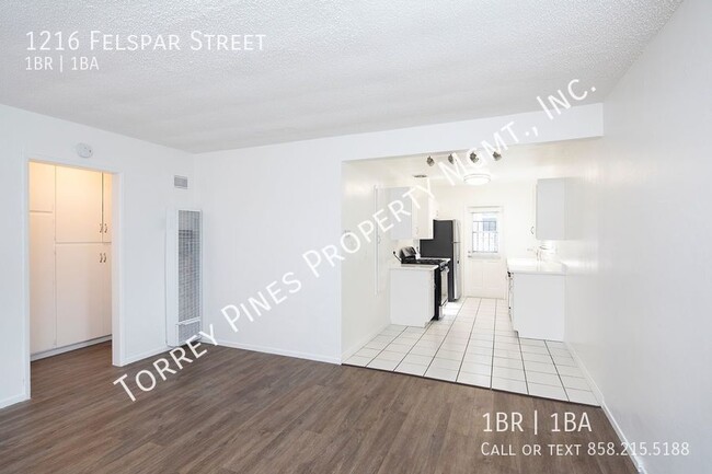 Foto del edificio - Perfectly Located 1 Br in Pacific Beach!