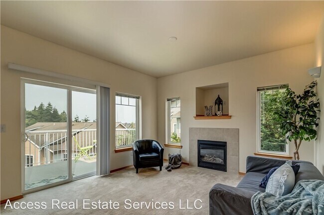 Foto del edificio - 2 br, 2 bath House - 4629 Celia Way #302