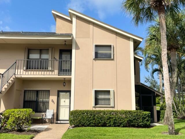 Foto principal - 701 Clubhouse Cir