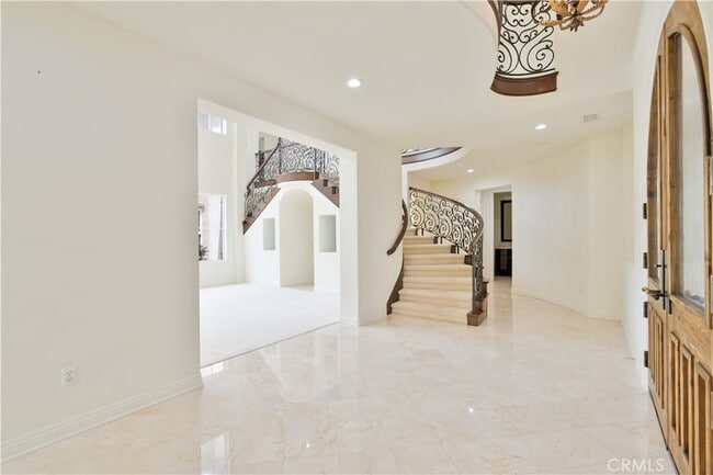 Building Photo - 20311 Via Botticelli