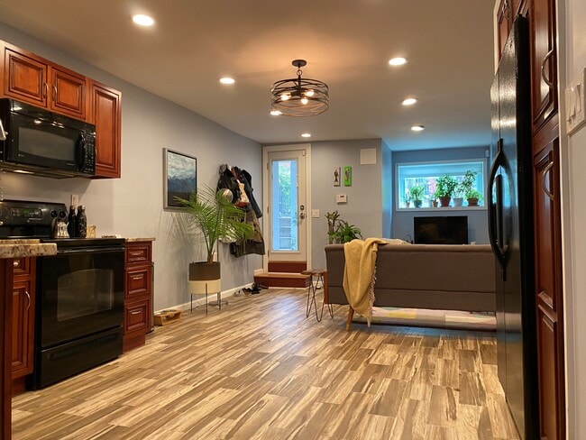 Foto del edificio - 1732 1st St NW