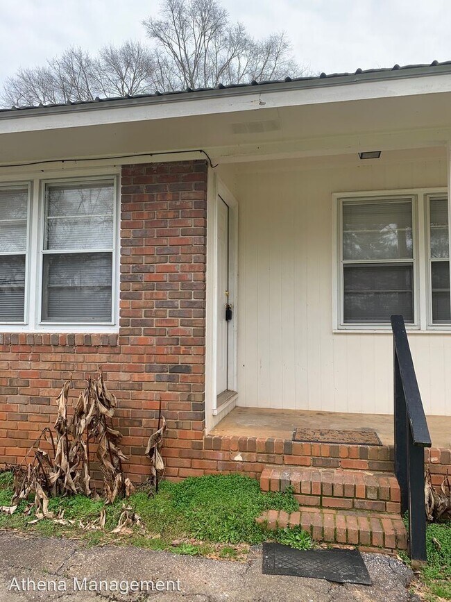 Building Photo - 2 br, 1 bath House - 155 A Springtree Road