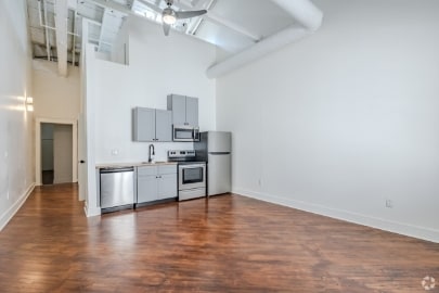 Building Photo - 452 2nd St