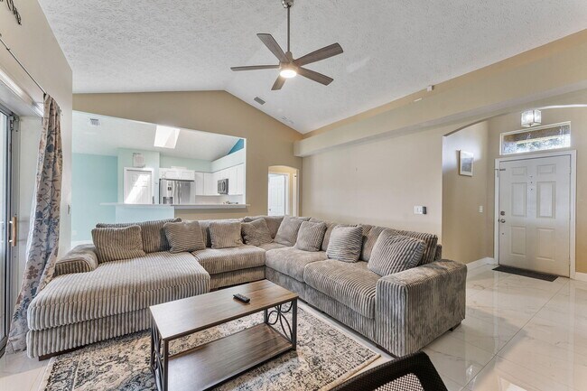 Foto del edificio - 1622 SW Realty St