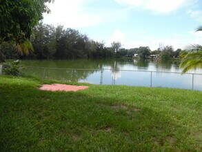 Building Photo - 1900 NE 157th Ter