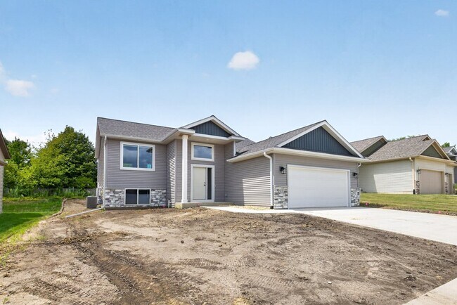 Foto del edificio - 6221 Cody Pl NW