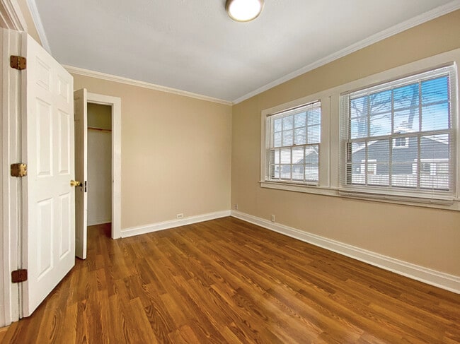 Building Photo - 33670 N Idlewild Dr