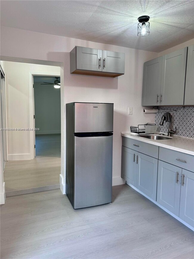 Building Photo - 12530 SW 29th Terrace