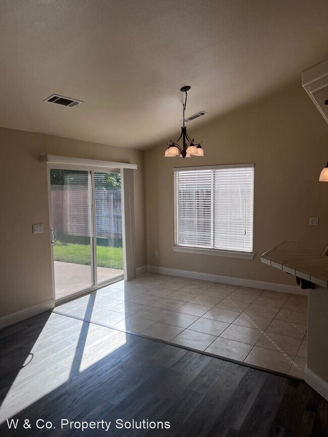 Building Photo - 3 br, 2 bath House - 3427 Cockerill