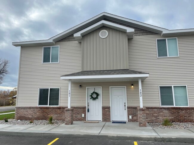 Building Photo - 2001 Lawrence Ln