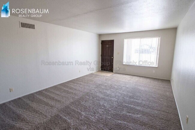 Foto del edificio - 1008 N Pueblo Dr
