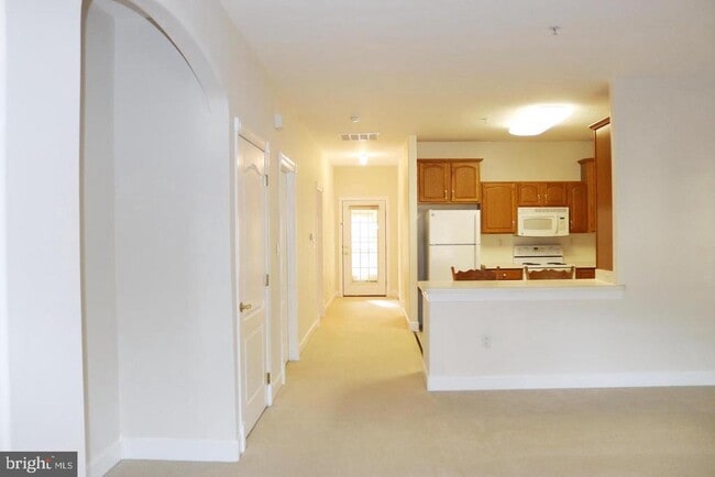 Building Photo - 12909 Little Hayden Cir