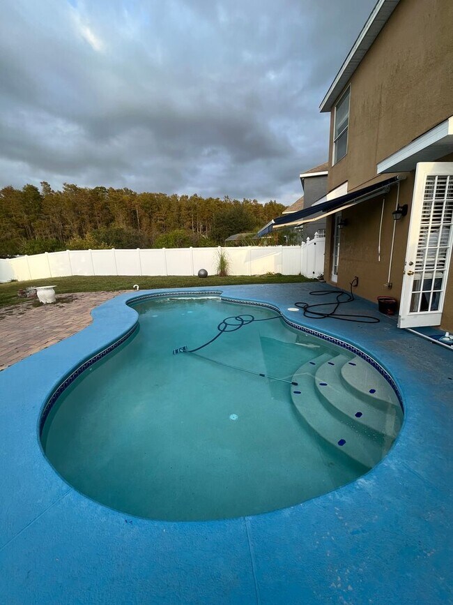 Foto del edificio - 5 bedroom now available in Wyndham Lakes