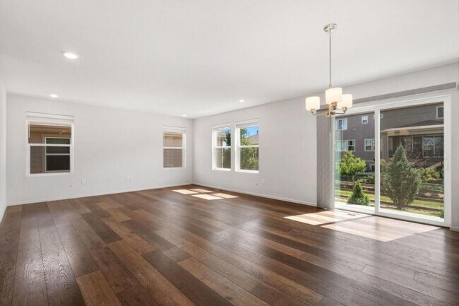 Foto del edificio - 2861 Cub Lake Dr