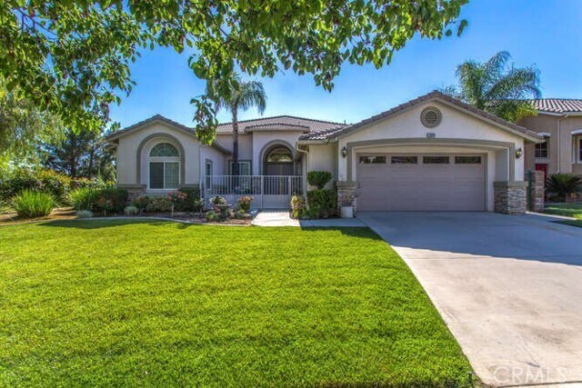 Foto del edificio - 13646 Canyon Crest Rd