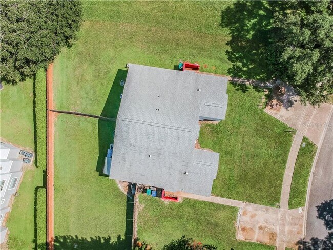 Building Photo - 3228 Vishaal Dr