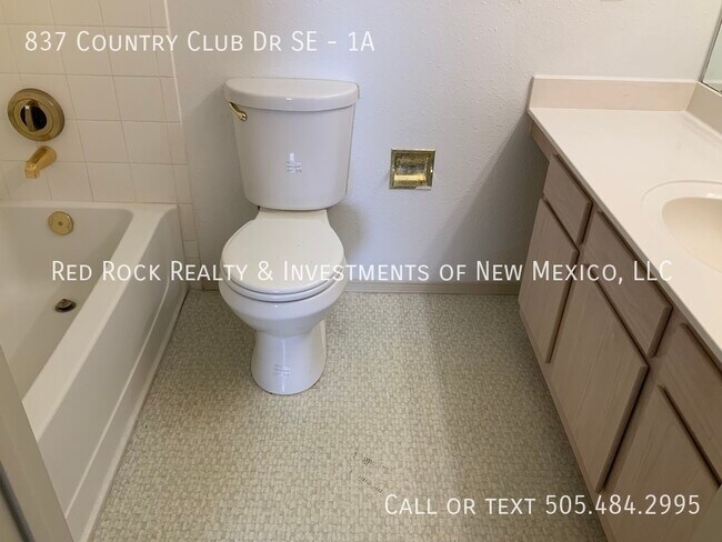 Foto del edificio - 2BR/2BTH Condo in the Greens