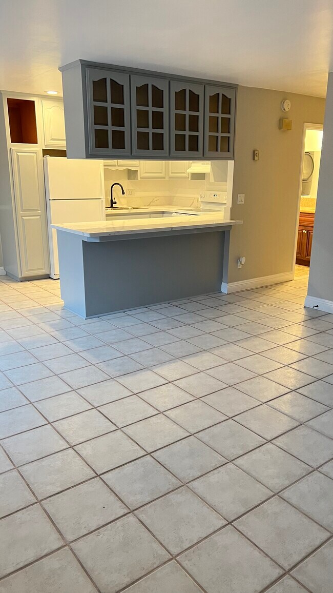 Building Photo - 2486 Tosca Way