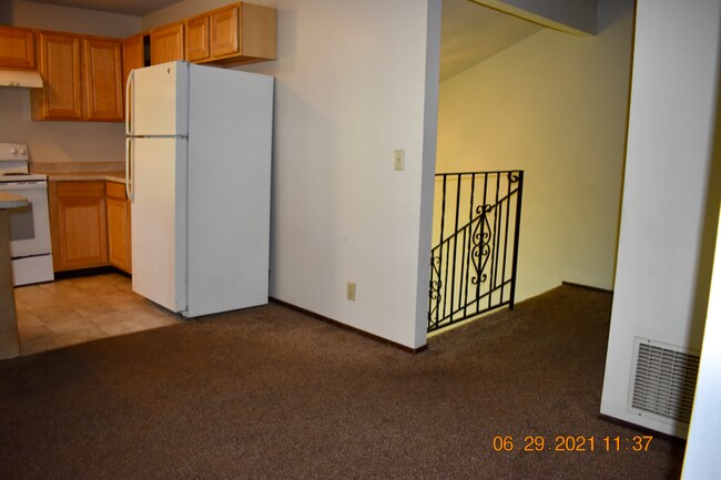 Foto del edificio - 60 Shannon Ct