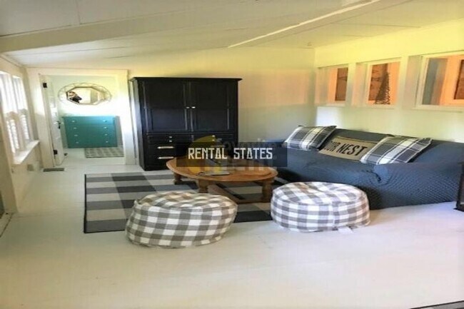Foto del edificio - 4 bedroom in Mears MI 49436