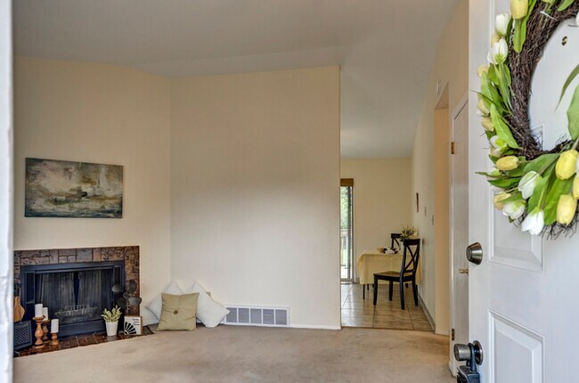 Building Photo - 1798 Winnebago Rd Colorado Springs, CO 809...