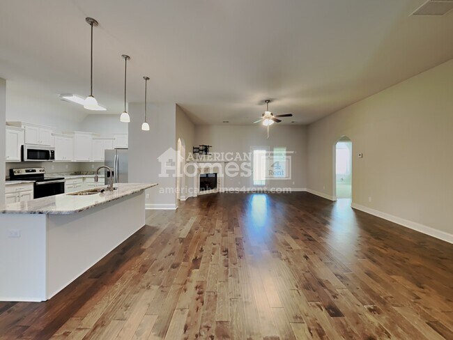 Foto del edificio - 3670 Dorrie Circle