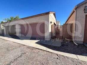 Building Photo - 2505 N Palo Santo Dr