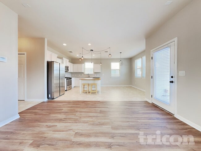 Foto del edificio - 184 Vestral Rd