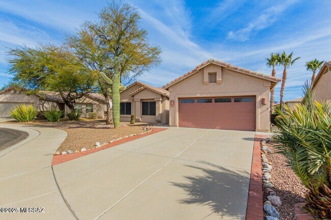 Foto del edificio - 9162 N Treasure Mountain Dr