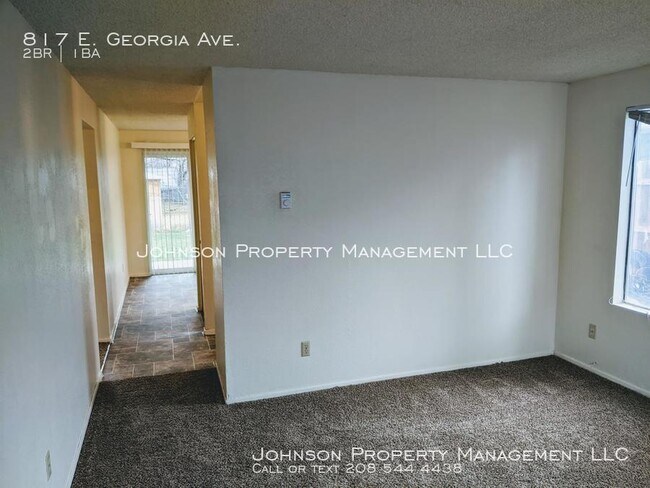 Foto del edificio - 817 E Georgia Ave