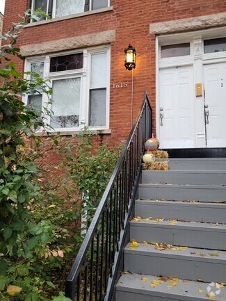 Building Photo - 1615 W Barry Ave