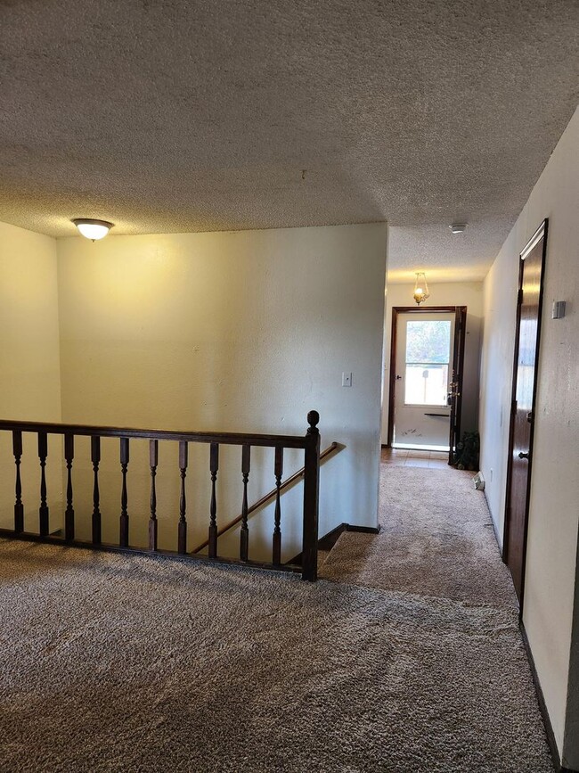 Building Photo - 2 bedroom duplex in Arvada