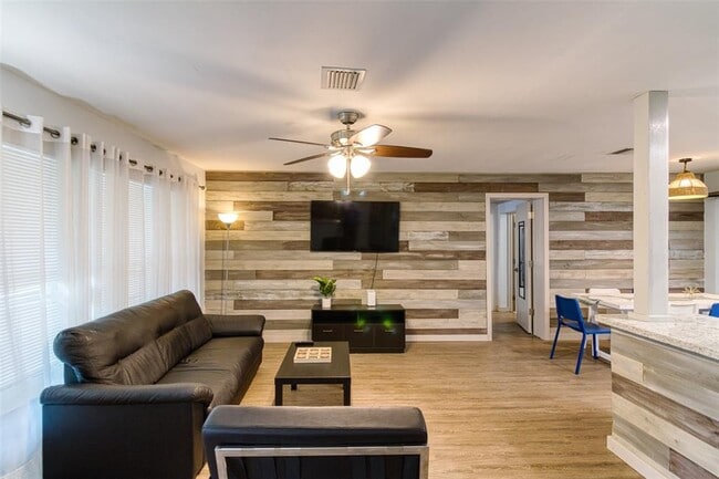 Foto del edificio - 3039 Grant St