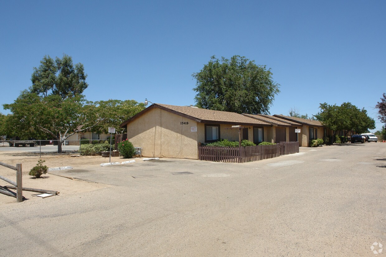 Foto del edificio - 15418 Outer Bear Valley Rd